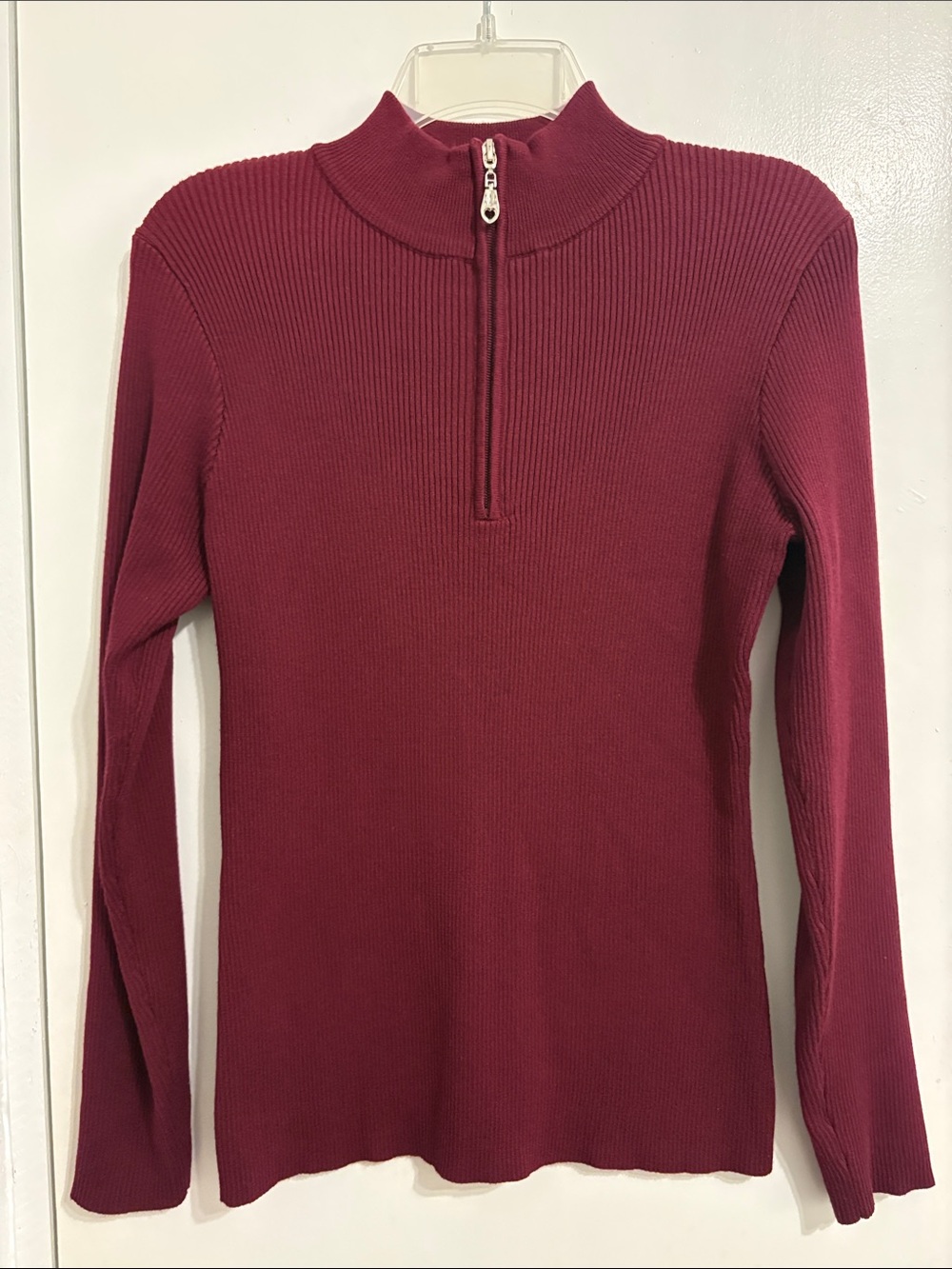 Women's Ribbed Half-Zip Pullover Sweater - Burgundy